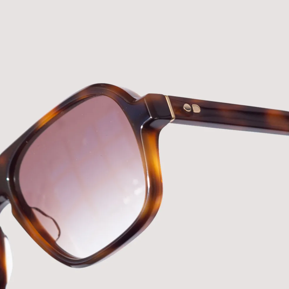Fraser - Tortoise/Claret Gradient