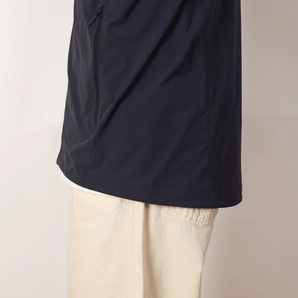 Gamma Lightweight Hoody - Black Sapphire