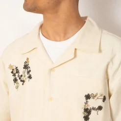 Greetings Shirt - Ecru Clover