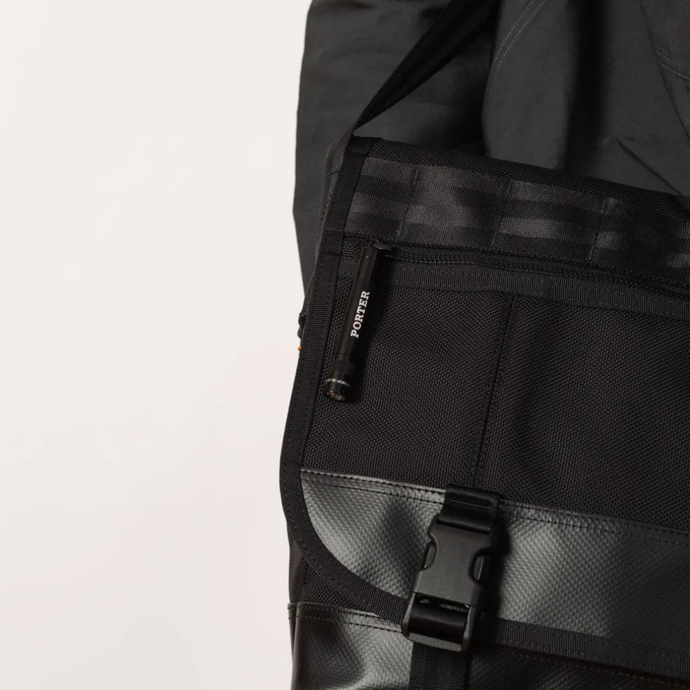 Heat Messenger Bag (L) - Black