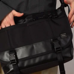 Heat Messenger Bag (L) - Black