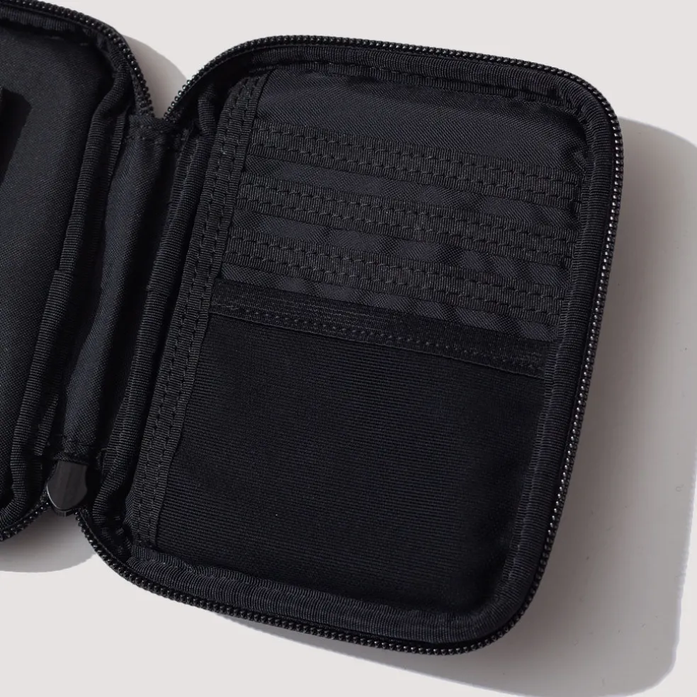 Hybrid Passport Case - Black