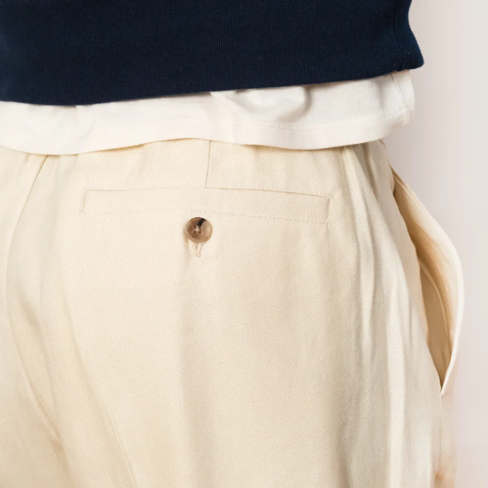Kay 1808 - Ivory