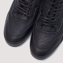 MIP 10 - Black