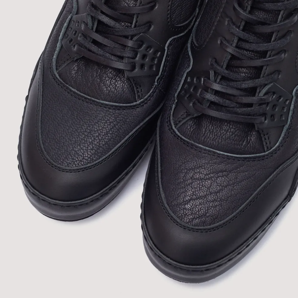 MIP 10 - Black