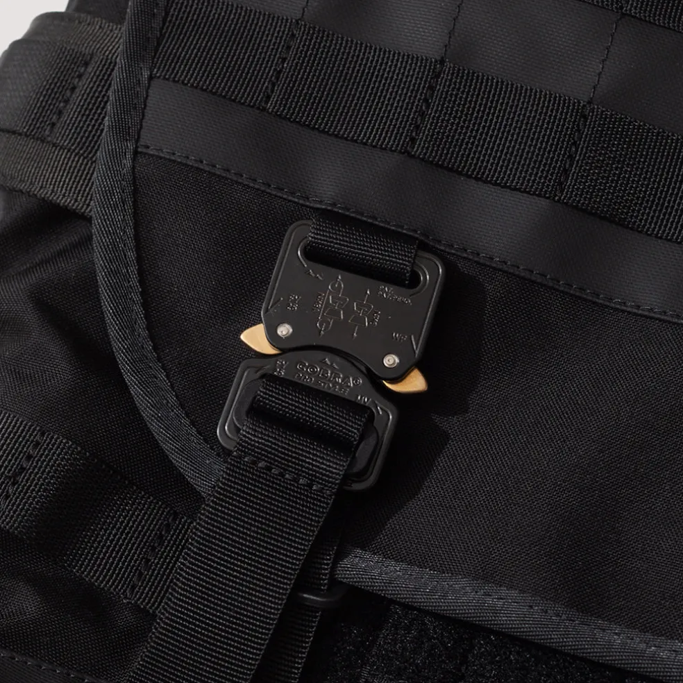 NXL Medium Messenger Tech-Line - Black