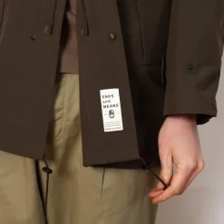Travel Half Parka - African Black