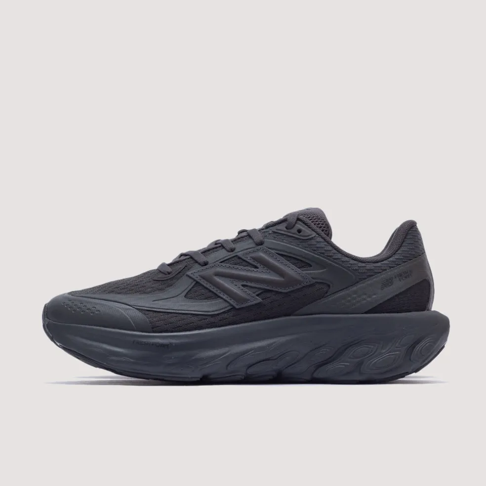 UTRNWD - Black Cement/Black